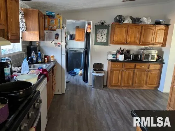 $105,000 | 307 Main Street, Modesto, IL 62667