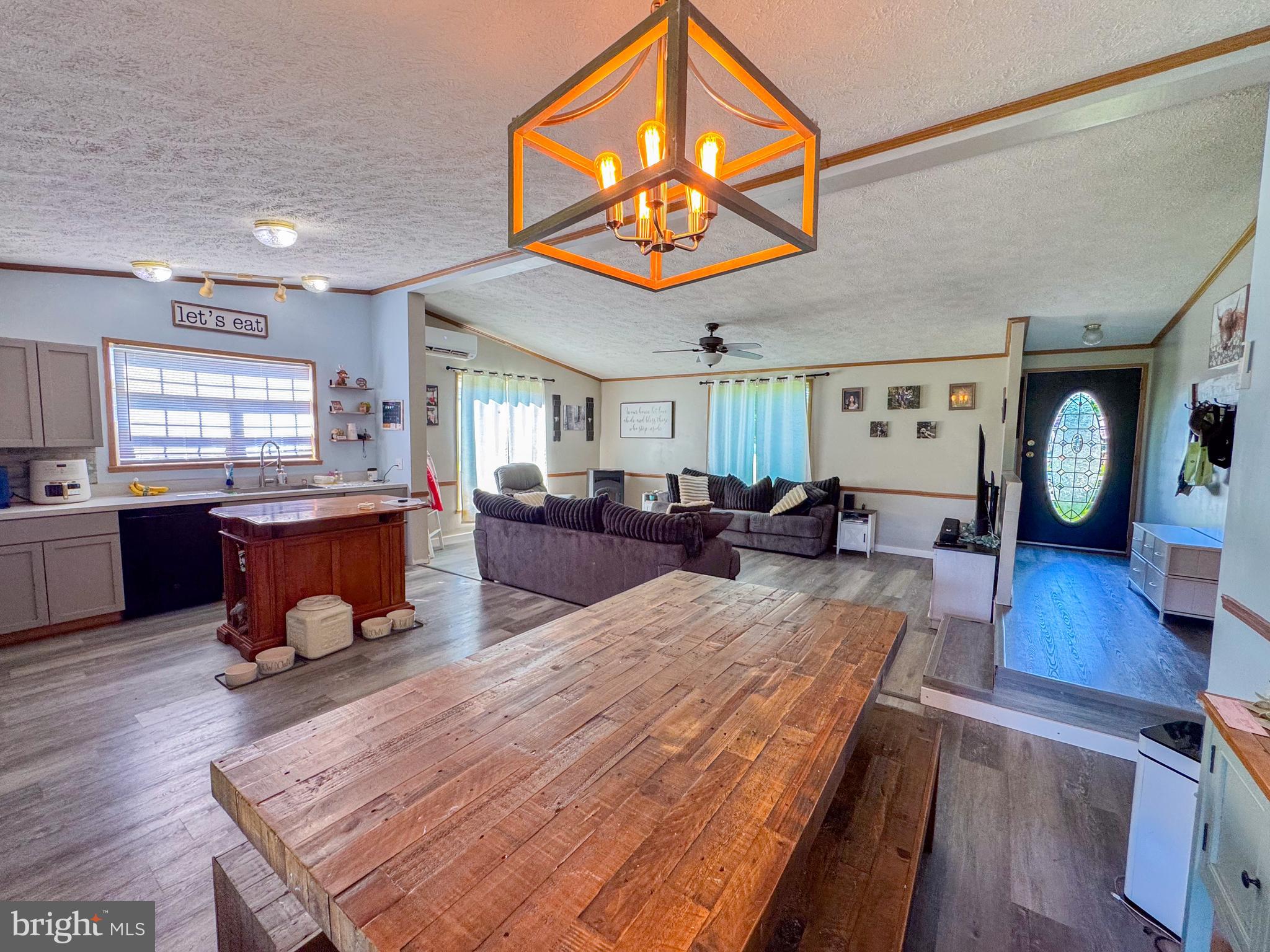 124 Aztec Court Julian, PA 16844 - Photo 7 of 18