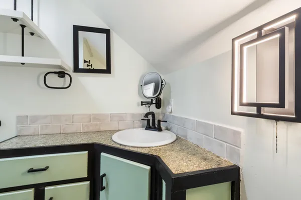 $609,000 | 9 East Grand Avenue, Unit 12, Scarborough, ME 04074