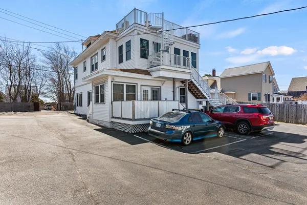 $609,000 | 9 East Grand Avenue, Unit 12, Scarborough, ME 04074