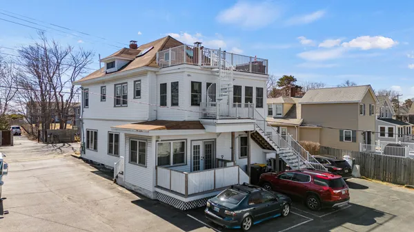 $609,000 | 9 East Grand Avenue, Unit 12, Scarborough, ME 04074