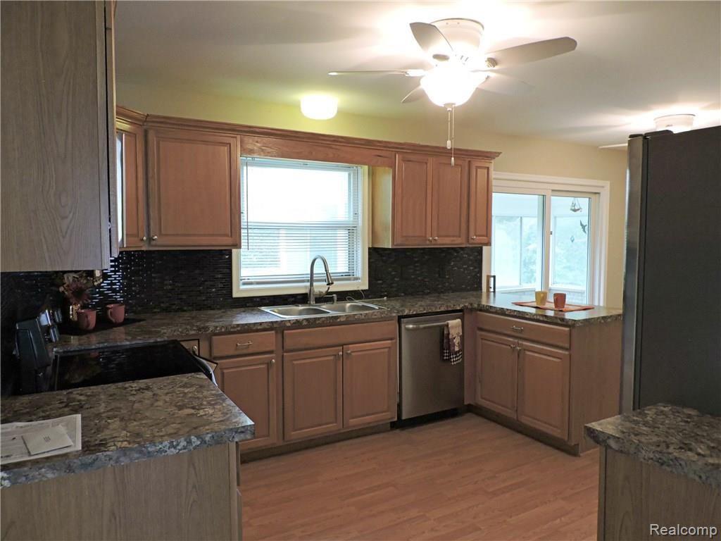 6627 Rustic Ridge Trail Grand Blanc, MI 48439 - Photo 22 of 51 DSCN3094.JPG
