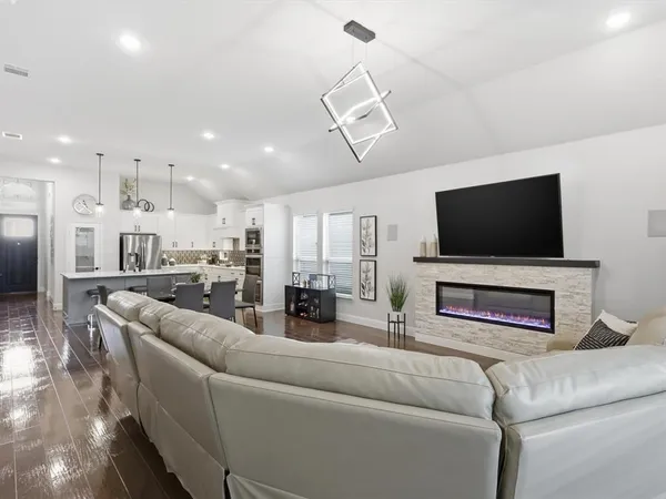 $499,000 | 2304 Birdwatch Lane, Mansfield, TX 76063