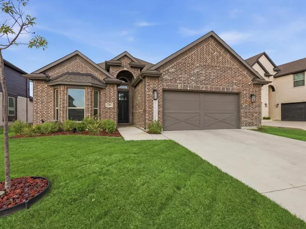 $499,000 | 2304 Birdwatch Lane, Mansfield, TX 76063