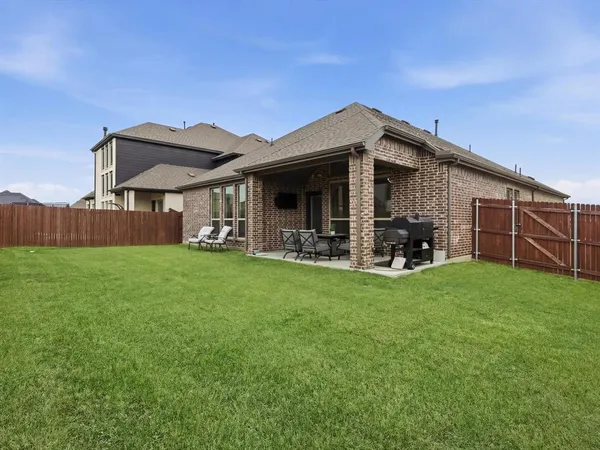 $499,000 | 2304 Birdwatch Lane, Mansfield, TX 76063