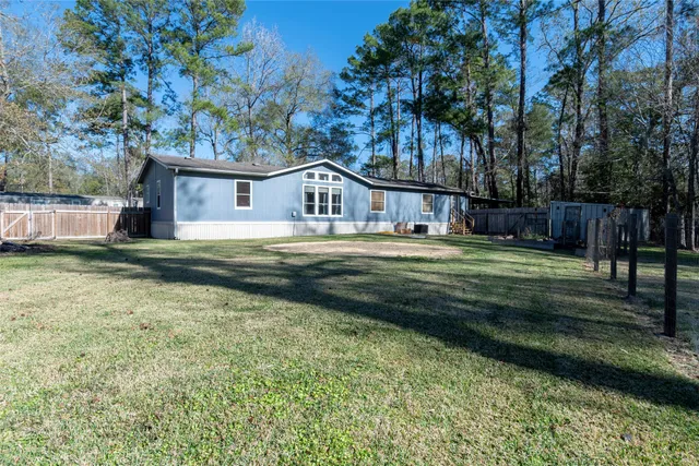 $2,100 | 18 County Road 431, Dayton, TX 77535