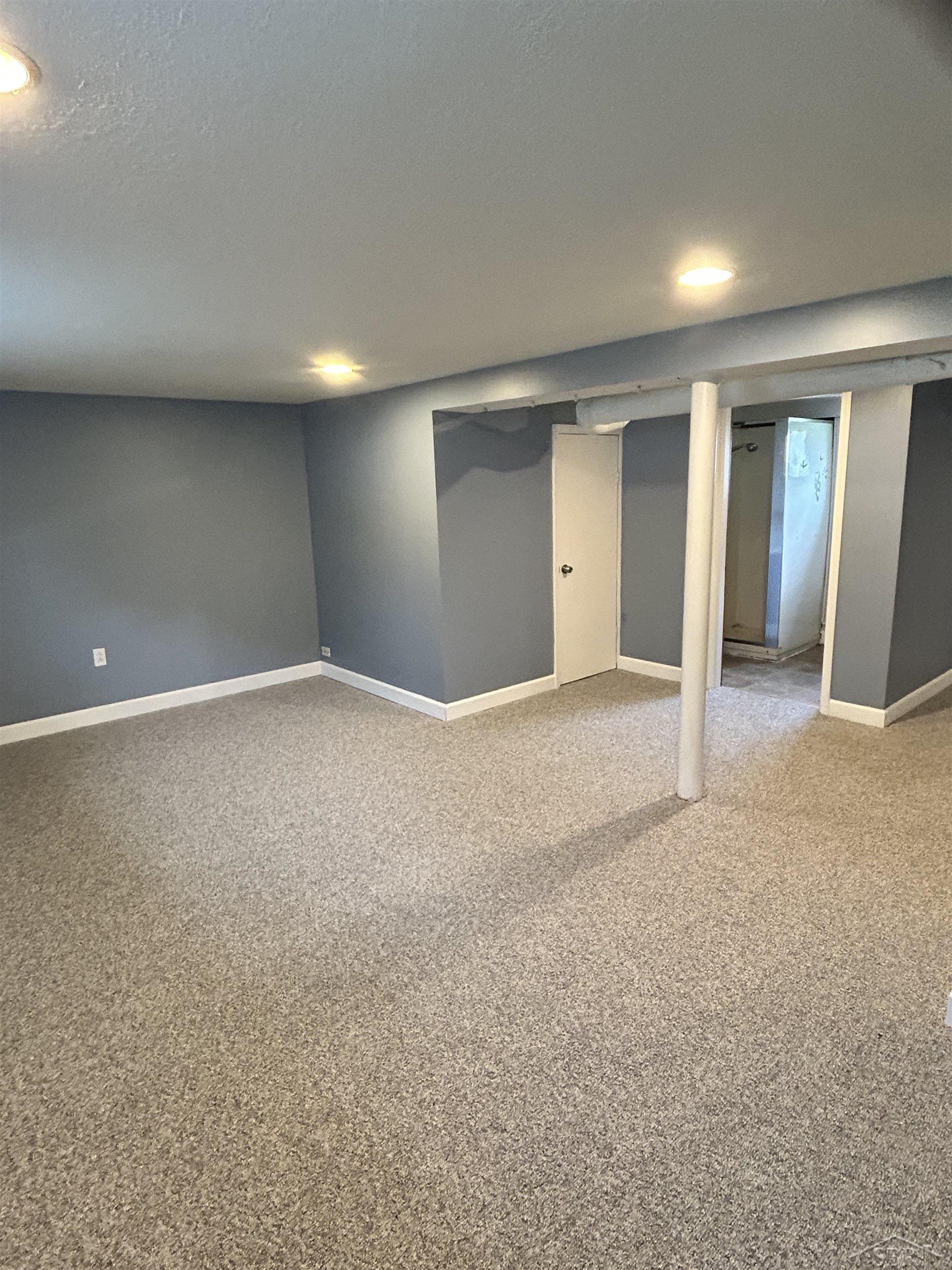 709 Stanton Street Bay City, MI 48708 - Photo 32 of 38 50123584-31.JPG