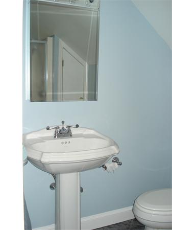 96 Rawson Road, Unit 96 Arlington, MA 02474 - Photo 18 of 27 Gallery Image 18