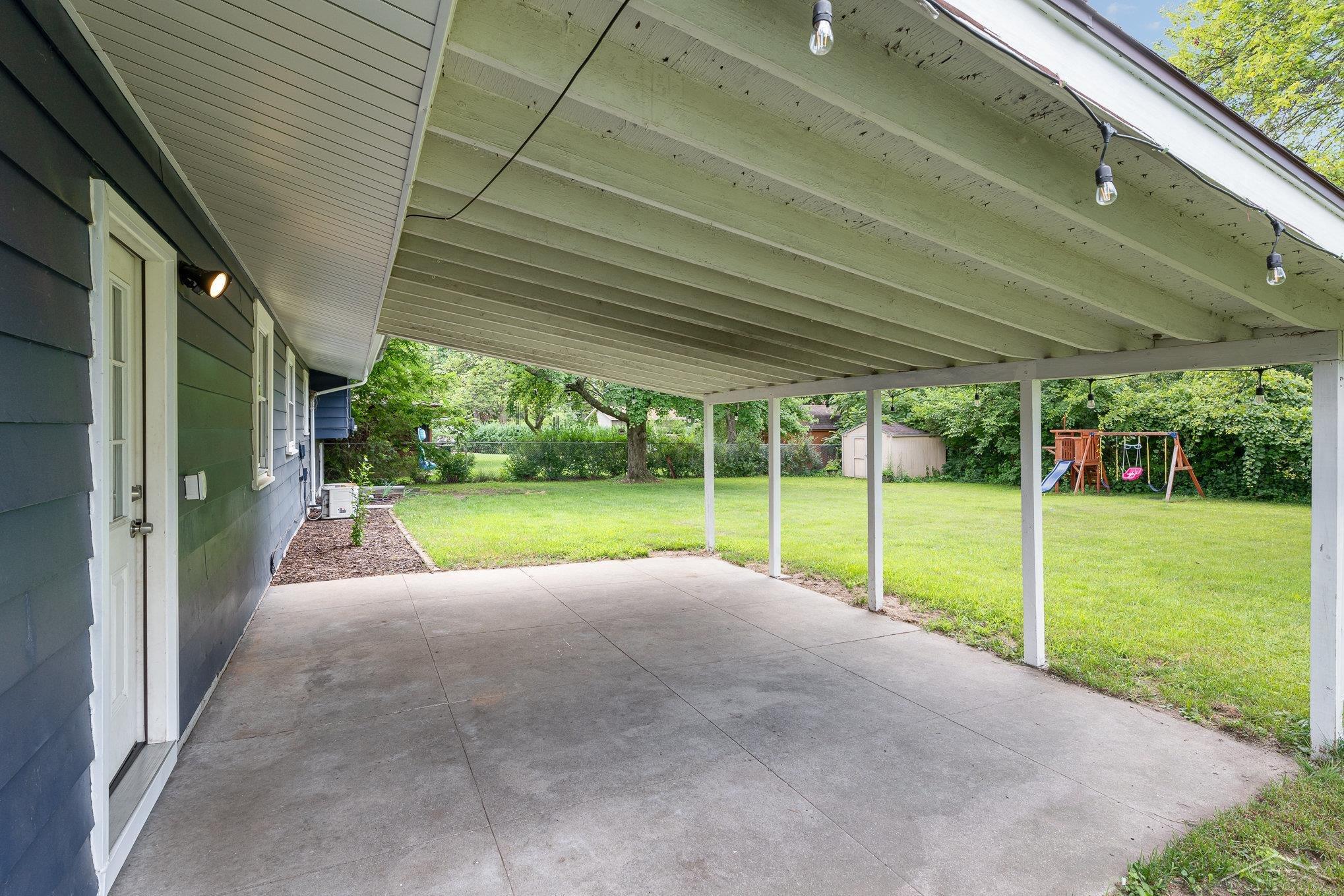 3813 McKeith Road Midland, MI 48642 - Photo 18 of 29 50182186-8cff6b98-bbb4-4a06-b22e-e98efdfbd3be.JPG