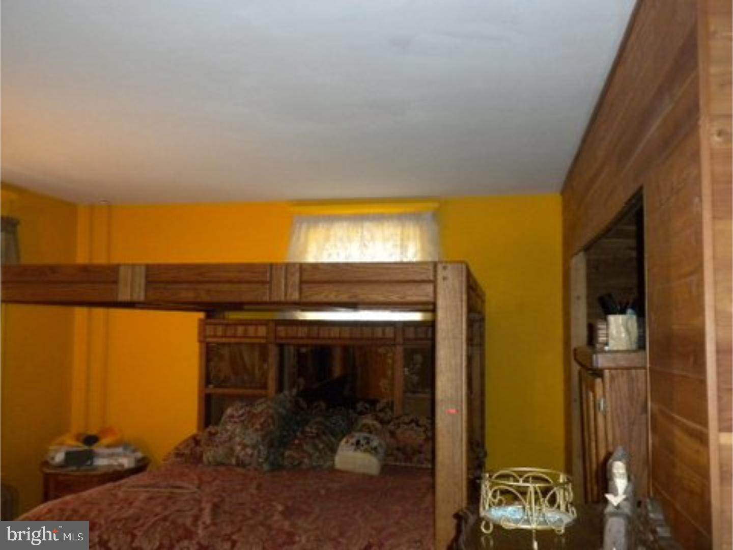 6825 Ridge Avenue Philadelphia, PA 19128 - Photo 15 of 25 Bedroom - Main