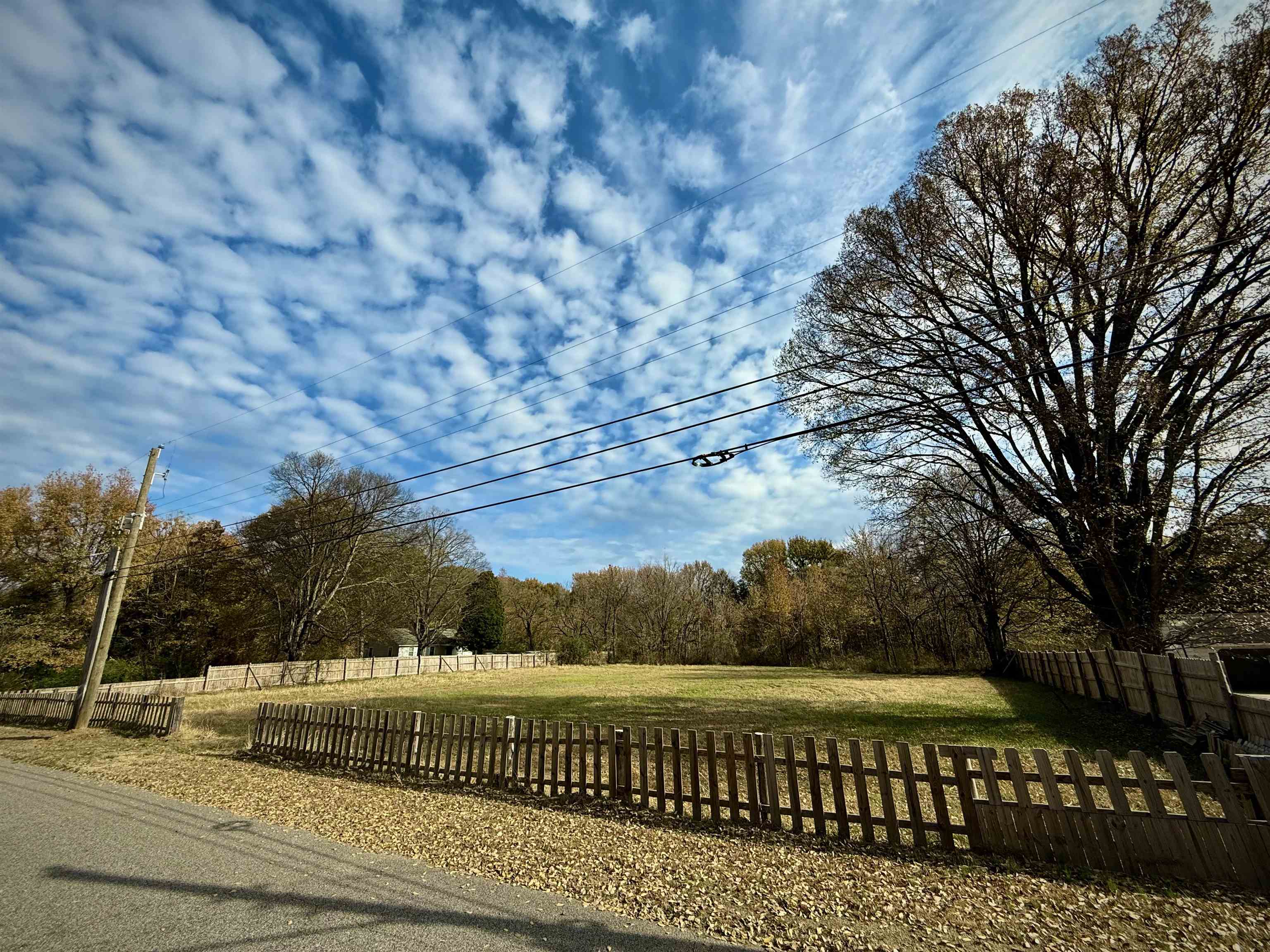 3520 Cook Road Memphis, TN 38109 - Photo 1 of 7 a view of a street