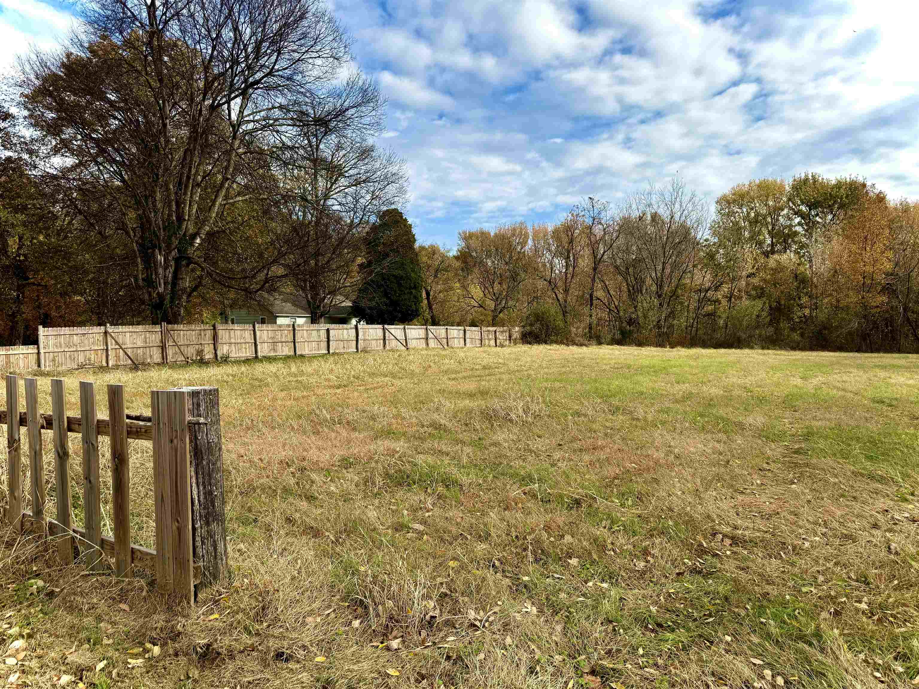 3520 Cook Road Memphis, TN 38109 - Photo 6 of 7 a view of an outdoor space with a lake view