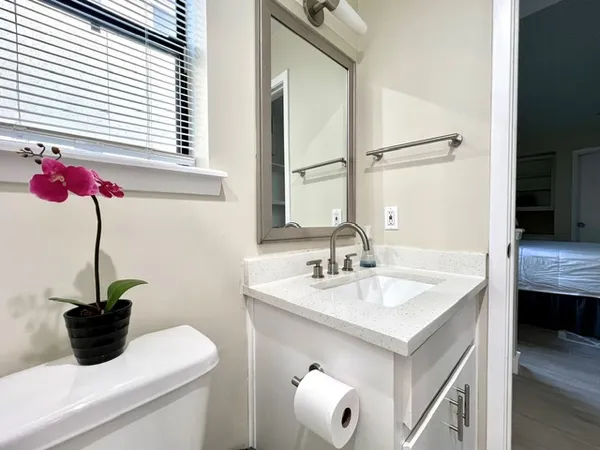 $279,000 | 2902 Cole Street, Unit 311, Austin, TX 78705