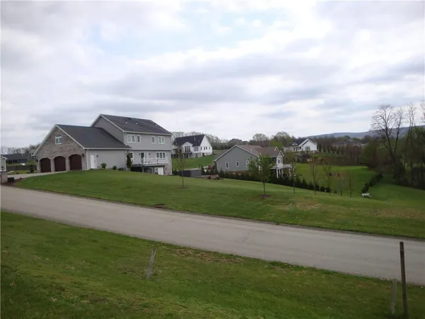 $53,900 | 715 Victoria Way, Derry, PA 15627