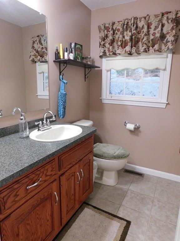 249 Marston Road Northbridge, MA 01588 - Photo 12 of 42