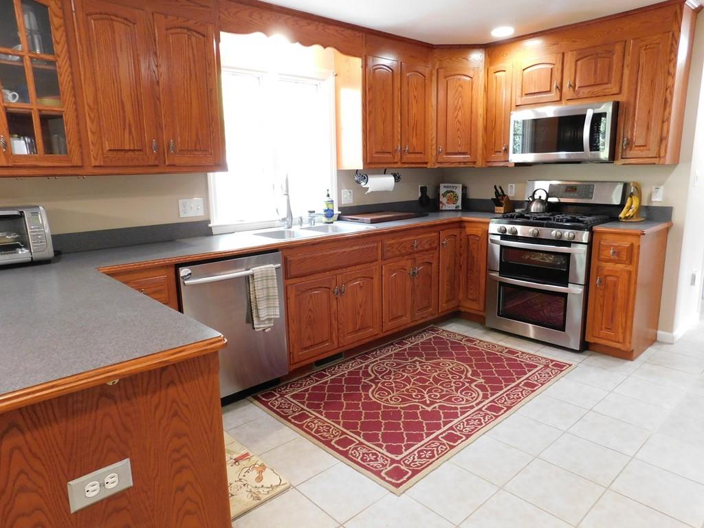 249 Marston Road Northbridge, MA 01588 - Photo 3 of 42