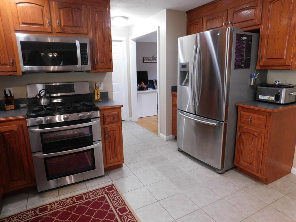 249 Marston Road Northbridge, MA 01588 - Photo 4 of 42