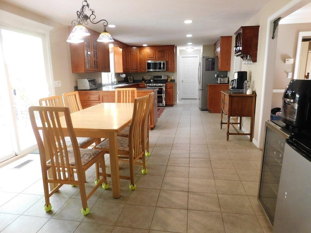 249 Marston Road Northbridge, MA 01588 - Photo 5 of 42