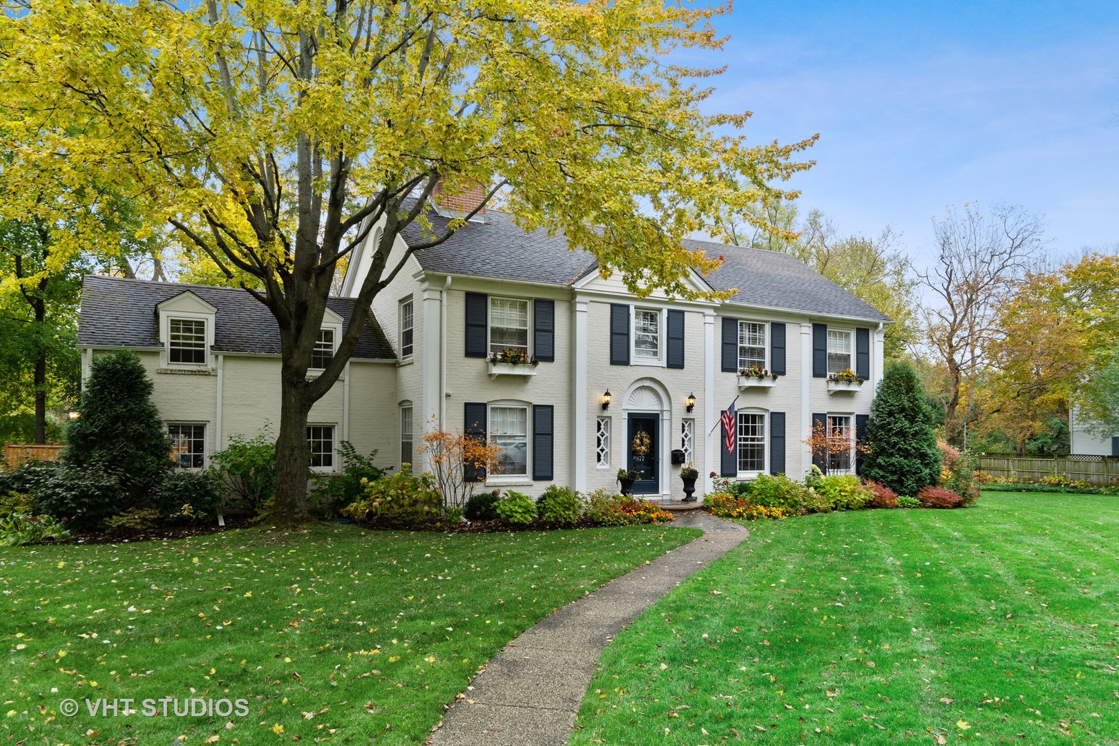 877 Boal Parkway Winnetka, IL 60093 - Photo 1 of 35