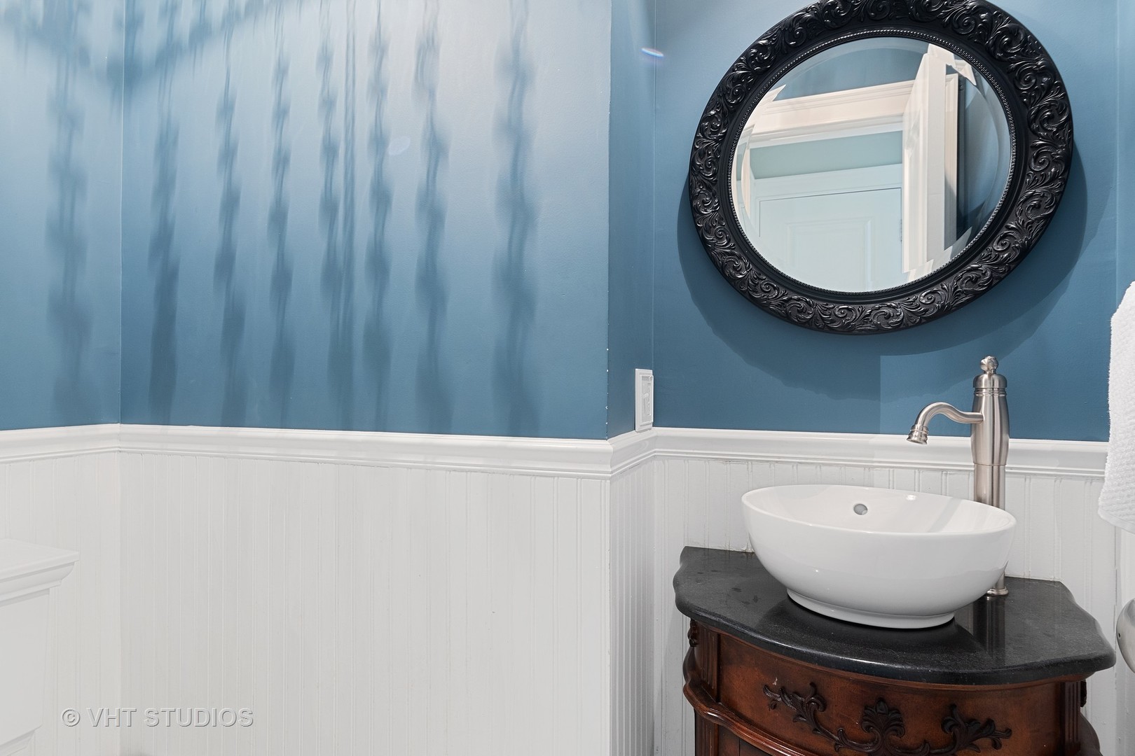 877 Boal Parkway Winnetka, IL 60093 - Photo 18 of 35