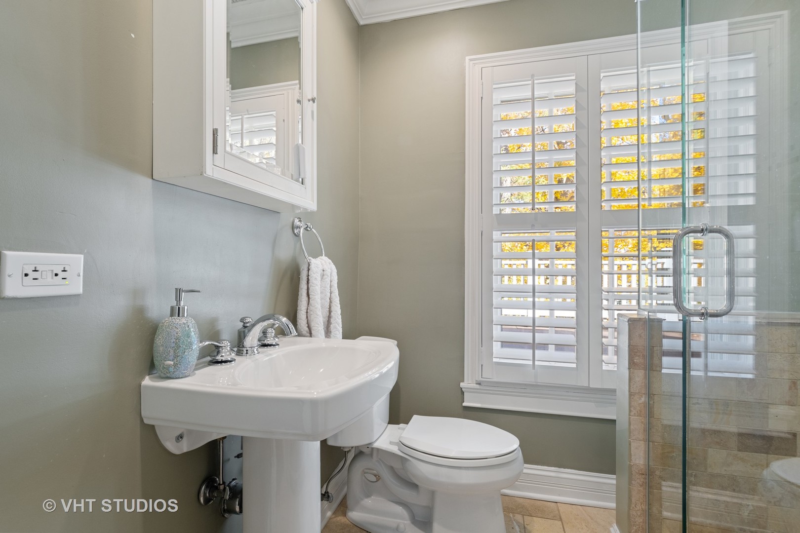 877 Boal Parkway Winnetka, IL 60093 - Photo 25 of 35