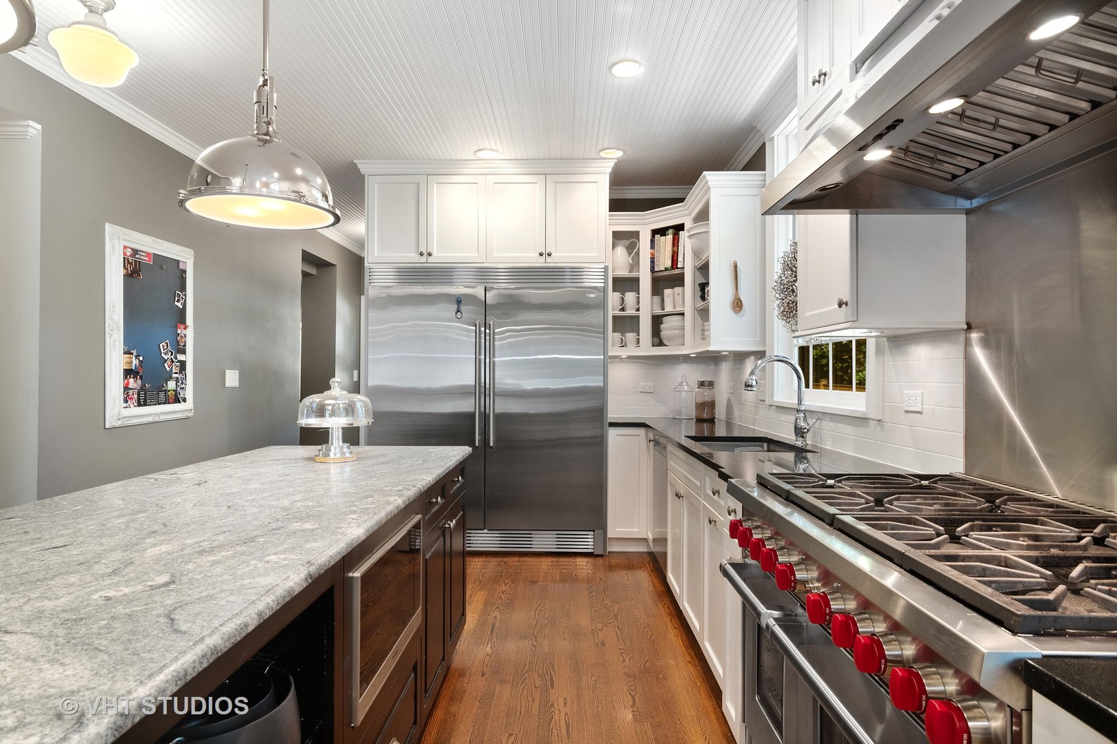 877 Boal Parkway Winnetka, IL 60093 - Photo 4 of 35