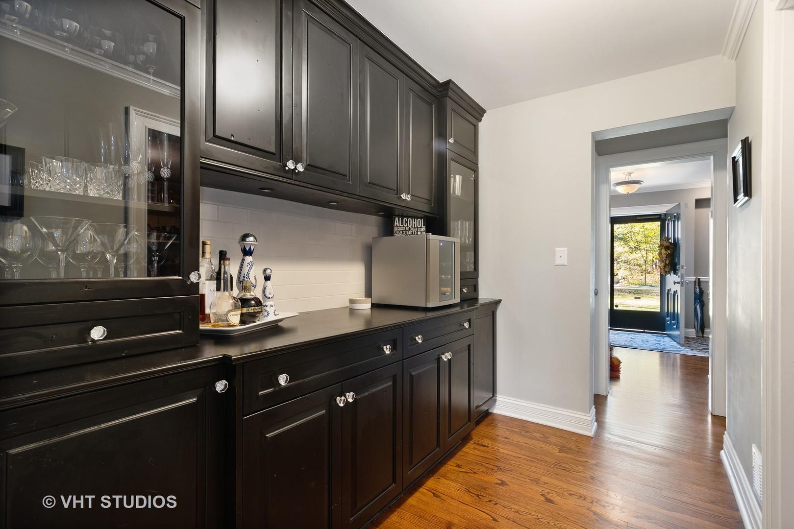 877 Boal Parkway Winnetka, IL 60093 - Photo 8 of 35