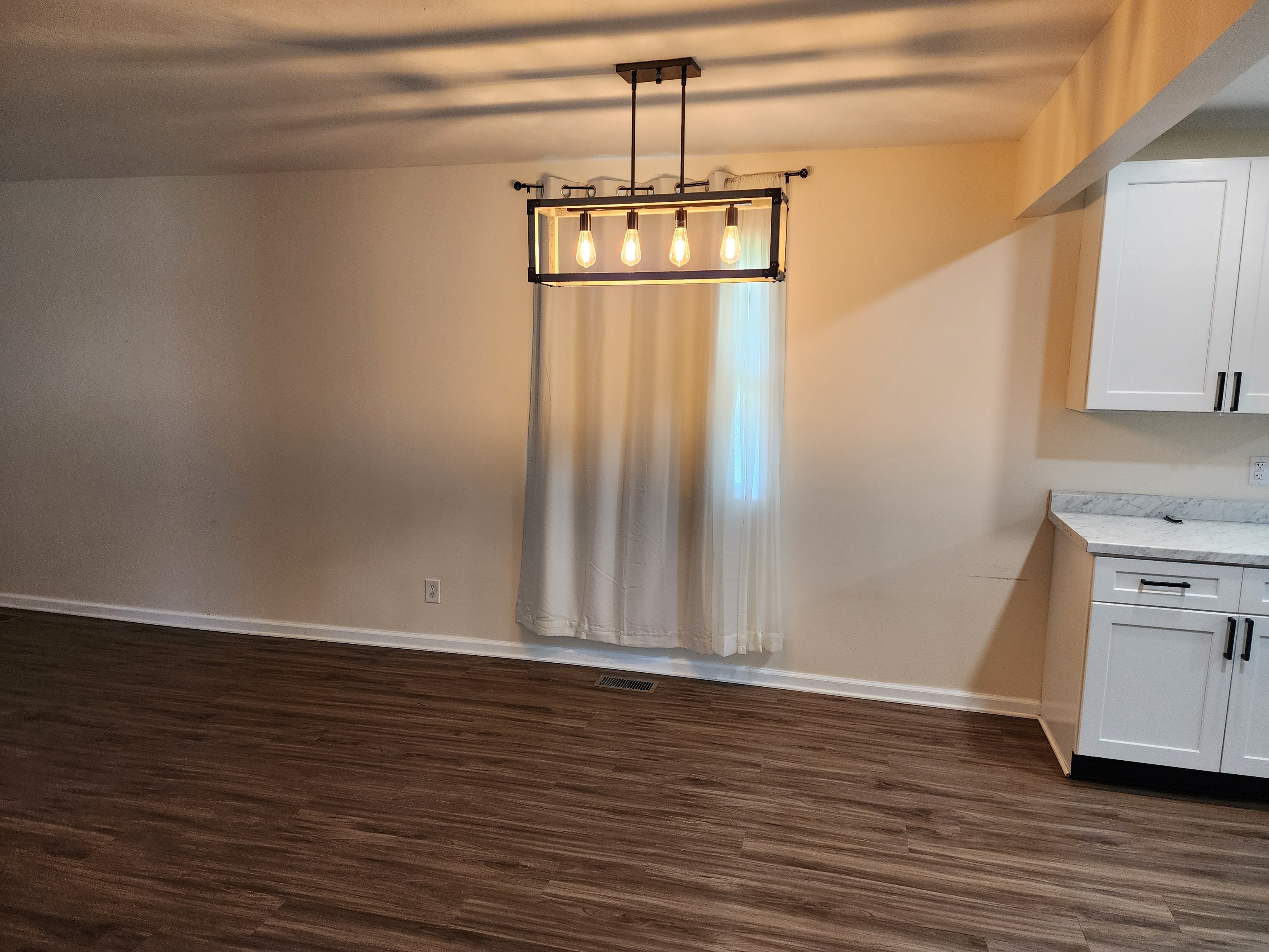 635 South High School Road Indianapolis, IN 46241 - Photo 24 of 34 Gallery Image 24