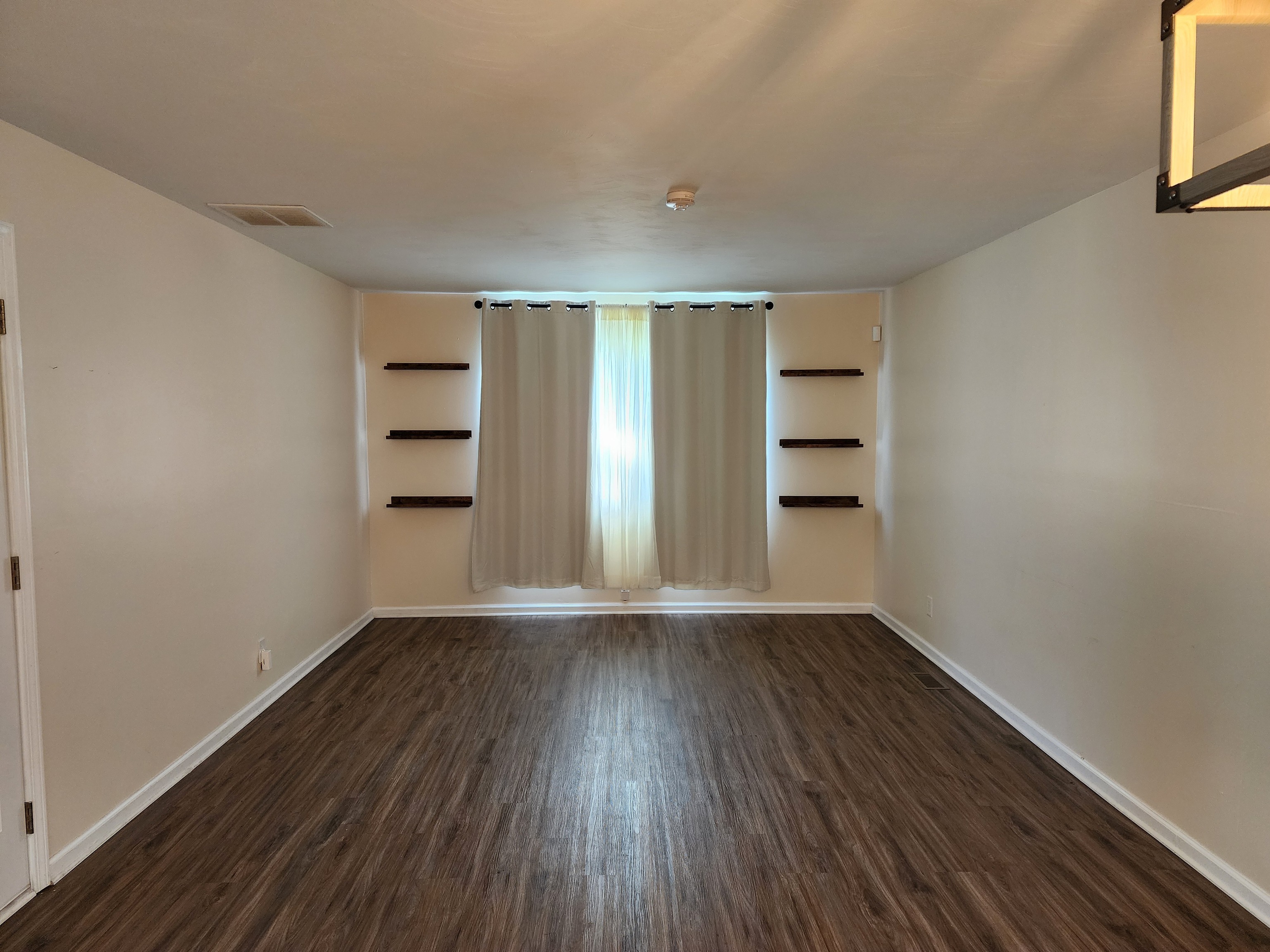 635 South High School Road Indianapolis, IN 46241 - Photo 25 of 34 Gallery Image 25