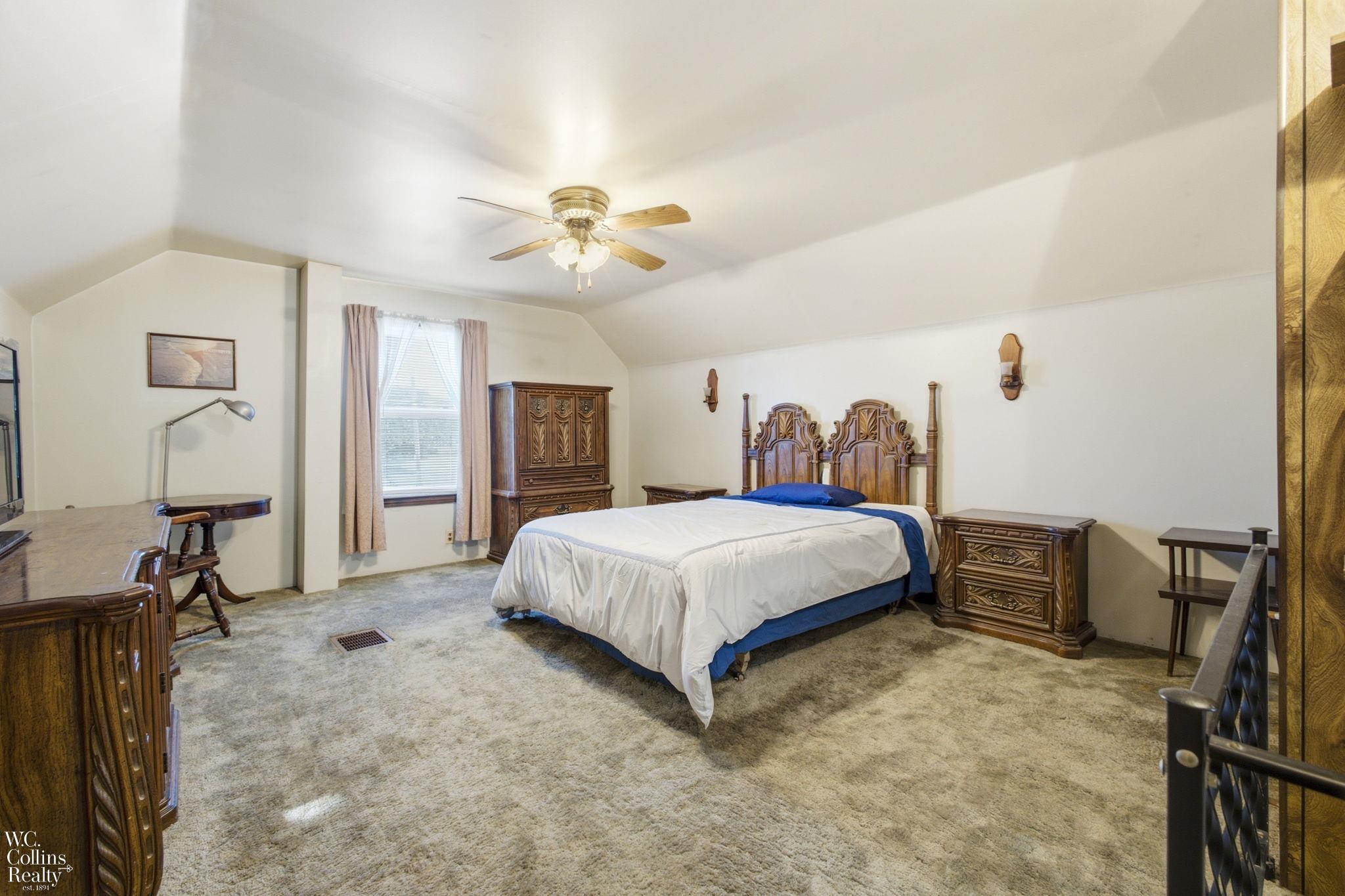 2446 Harvard Road Berkley, MI 48072 - Photo 22 of 33