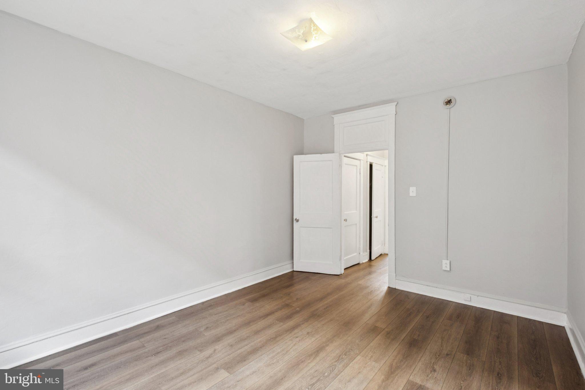 7250 Chestnut Street, Unit E 301 Upper Darby, PA 19082 - Photo 13 of 17