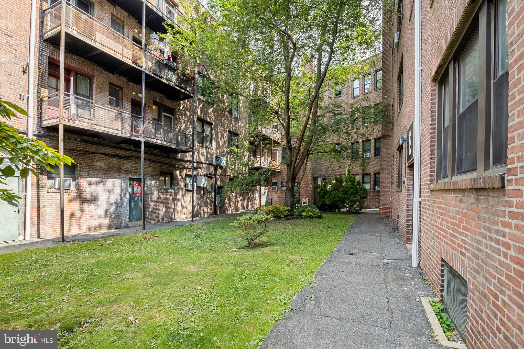 7250 Chestnut Street, Unit E 301 Upper Darby, PA 19082 - Photo 15 of 17