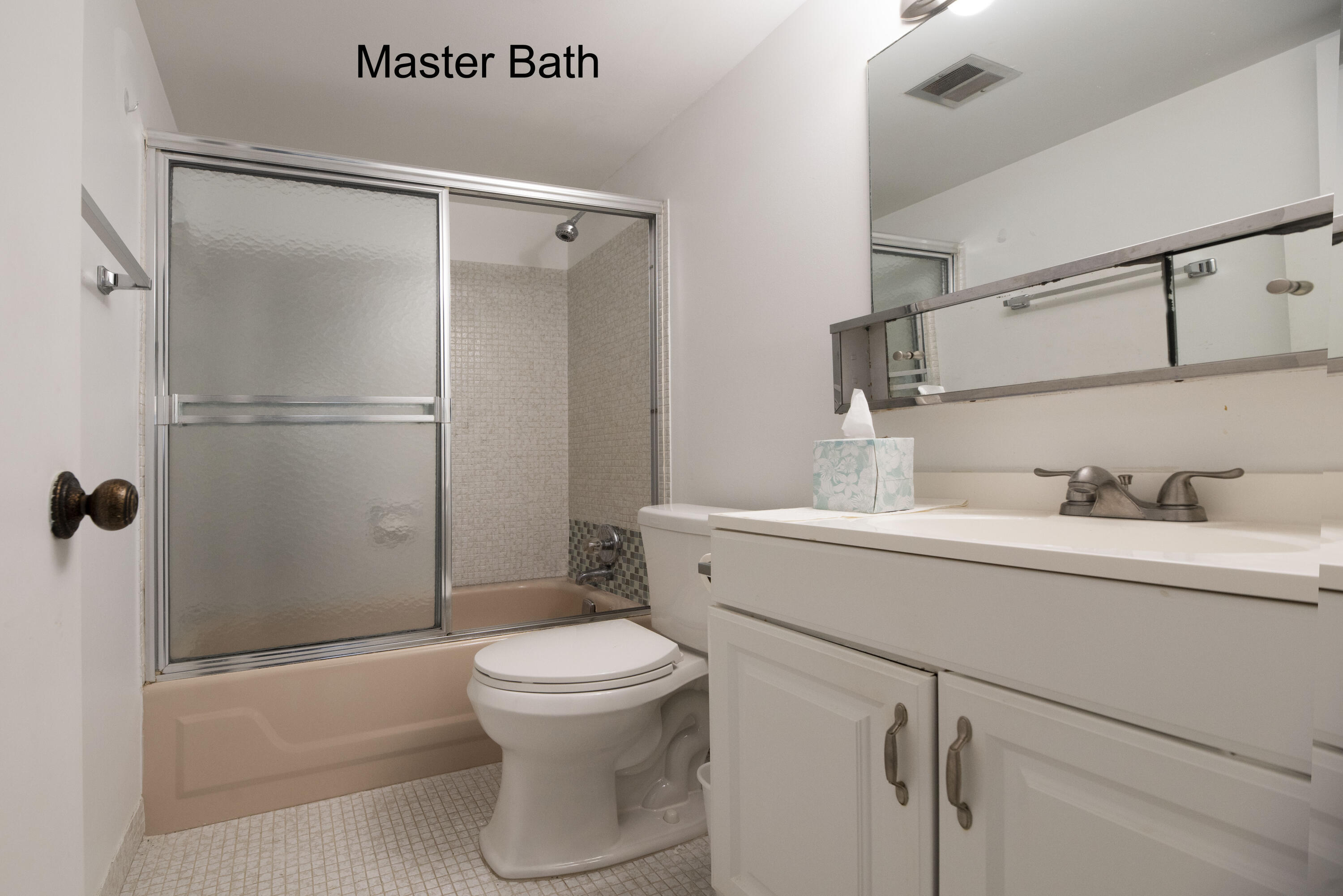 5501 Northwest 2nd Avenue, Unit 202 Boca Raton, FL 33487 - Photo 4 of 11 masterbath