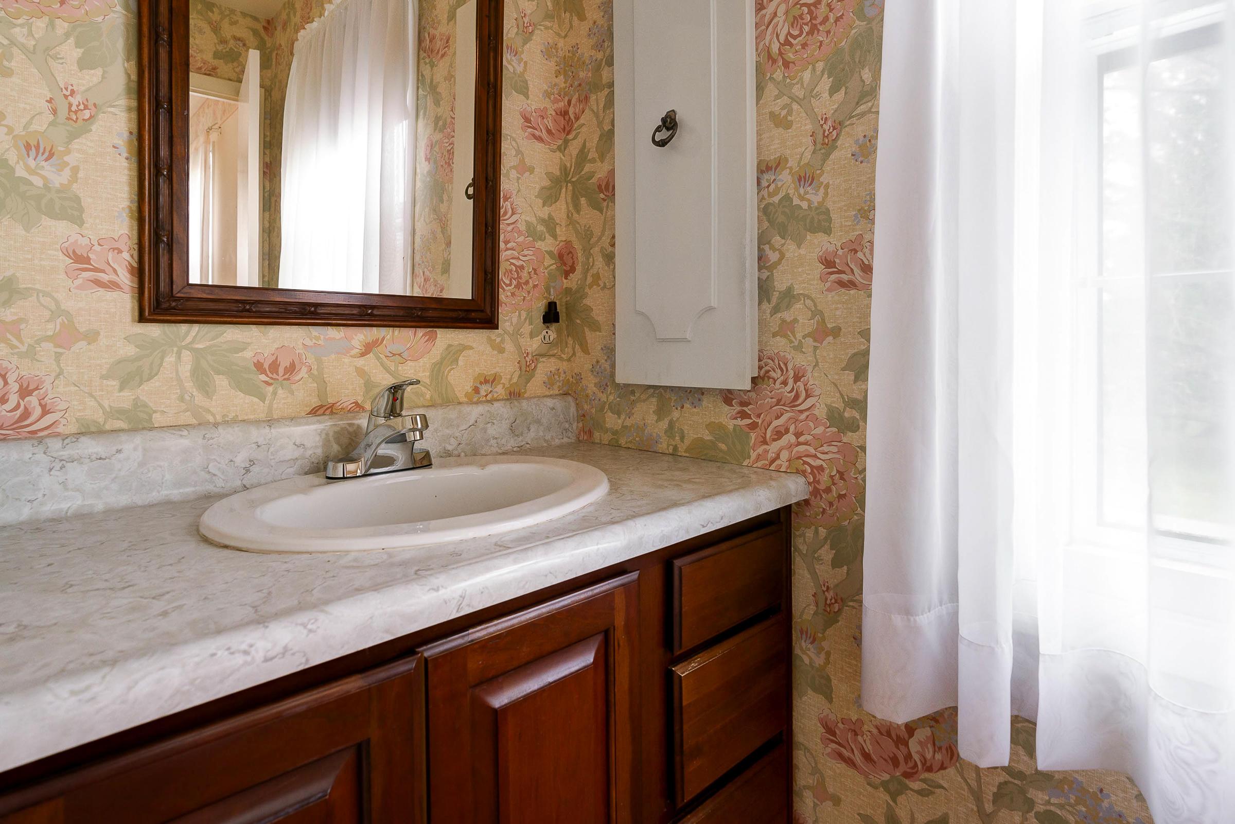 771 Old Farm Road Columbus, OH 43213 - Photo 22 of 26 Gallery Image 22