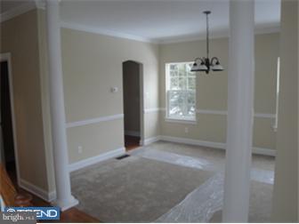 9213 Old Newtown Road Philadelphia, PA 19115 - Photo 3 of 12 Living Room