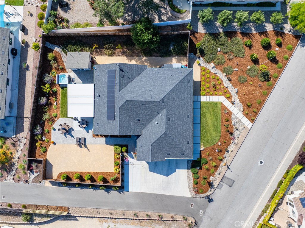 8550 El Corte Road Atascadero, CA 93422 - Photo 3 of 72 an aerial view of a house with a garden