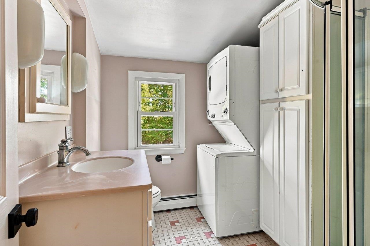 289 North River Road Lee, NH 03861 - Photo 21 of 35 Gallery Image 21