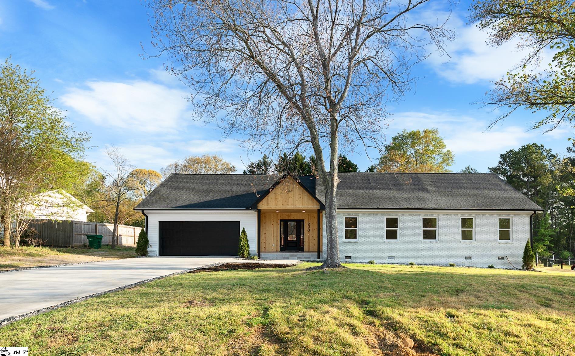 600 Cannon Circle Greenville, SC 29607 - Photo 3 of 50