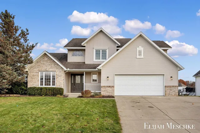 $499,900 | 5664 Nancy Drive Southwest, Wyoming, MI 49418