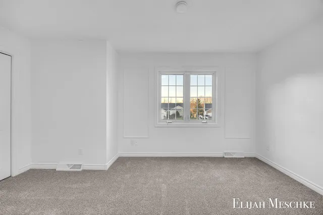 $499,900 | 5664 Nancy Drive Southwest, Wyoming, MI 49418