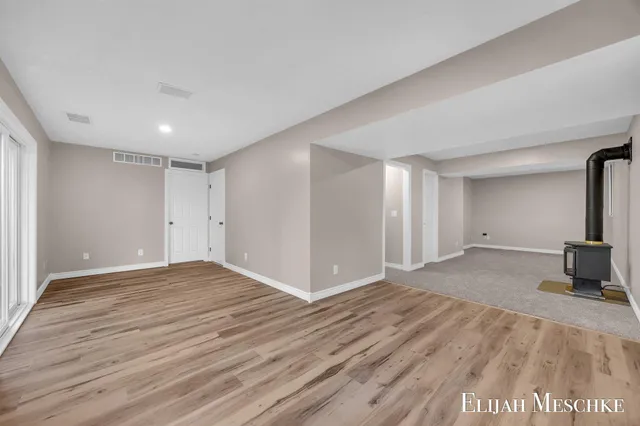 $499,900 | 5664 Nancy Drive Southwest, Wyoming, MI 49418