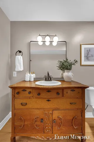 $499,900 | 5664 Nancy Drive Southwest, Wyoming, MI 49418