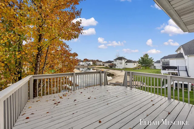 $499,900 | 5664 Nancy Drive Southwest, Wyoming, MI 49418