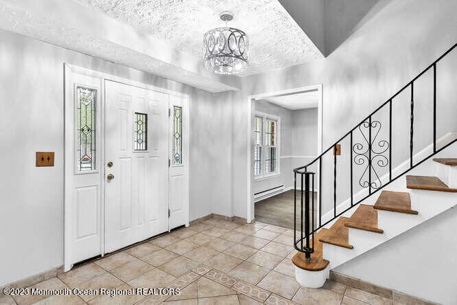 407 Cook Road Jackson, NJ 08527 - Photo 2 of 25 a view of entryway