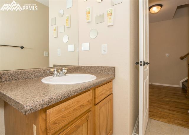 3571 Indigo Ridge Point Colorado Springs, CO 80910 - Photo 10 of 22 Main Bathroom