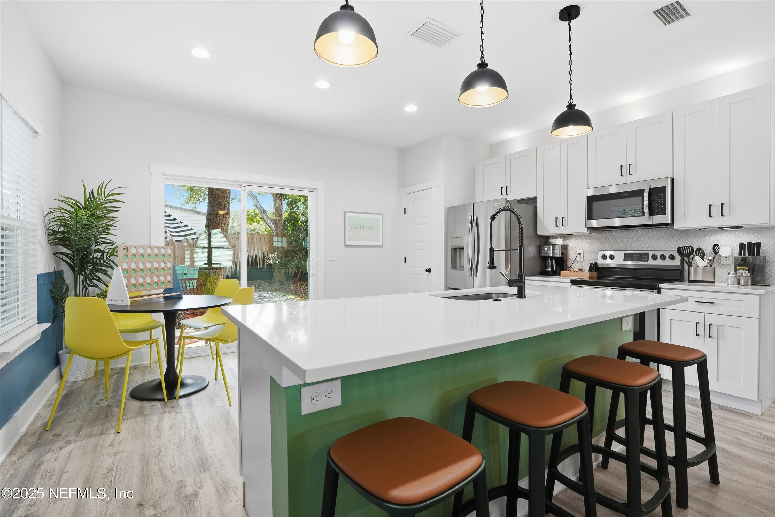 409 Fifteenth Street St. Augustine, FL 32084 - Photo 9 of 45 Eat-in Kitchen