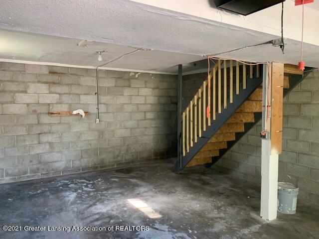 3110 North Aurelius Road Lansing, MI 48910 - Photo 10 of 18 image15