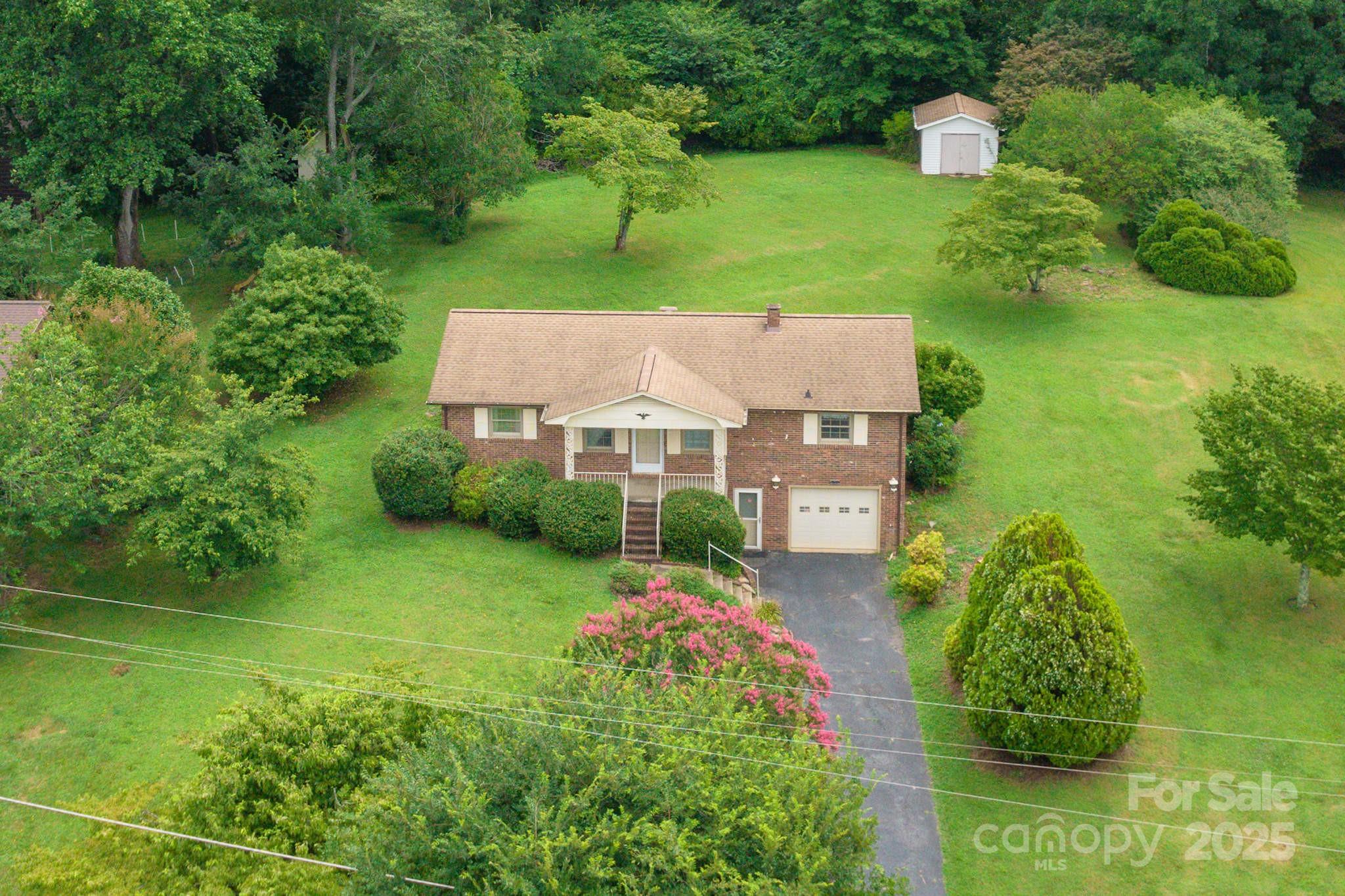 554 Wildlife Access Road Hickory, NC 28601 - Photo 5 of 34 an aerial view of a house