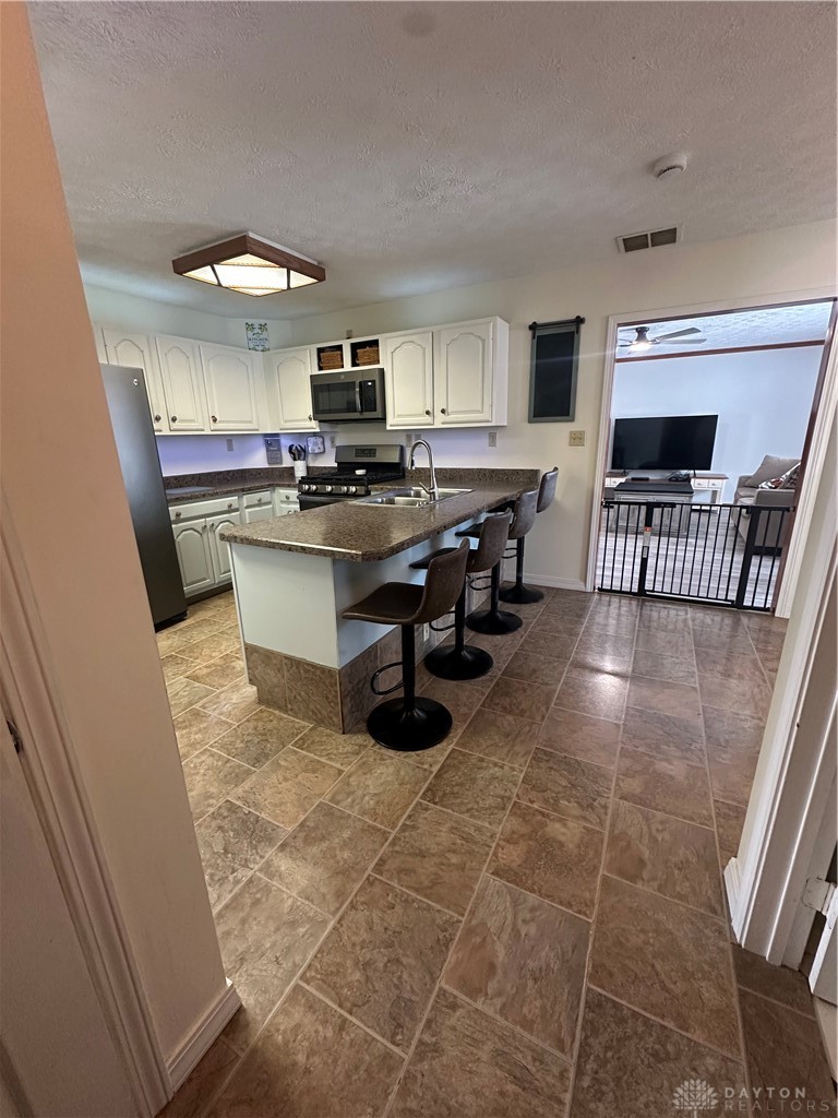 8575 West National Road Brookville, OH 45309 - Photo 17 of 46