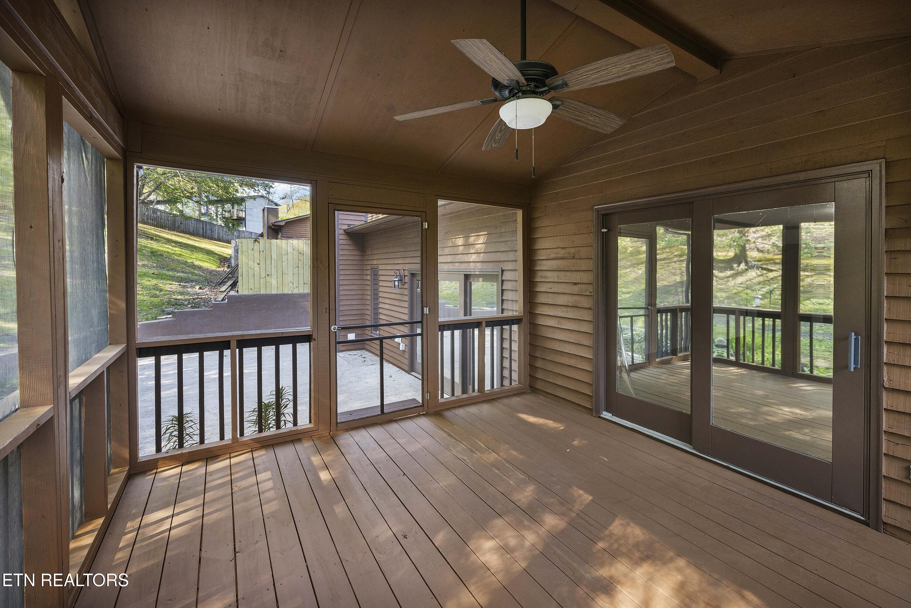156 Hendrix Drive Oak Ridge, TN 37830 - Photo 21 of 34 156 Hendrix Drive
